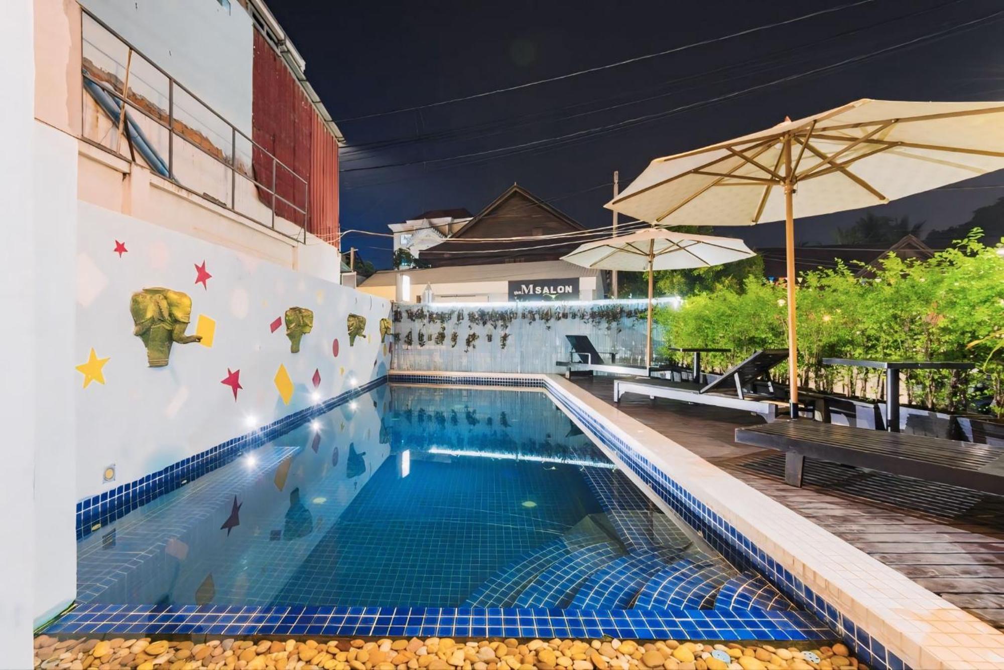 Vplus Hotel Siem Reap Exterior foto